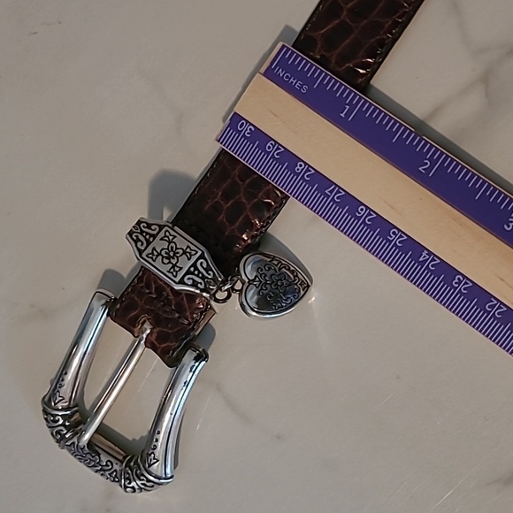 Brighton Brown Italian Leather Croc Embossed Silver Hardware ML/32 Charm Belt - Picture 10 of 11